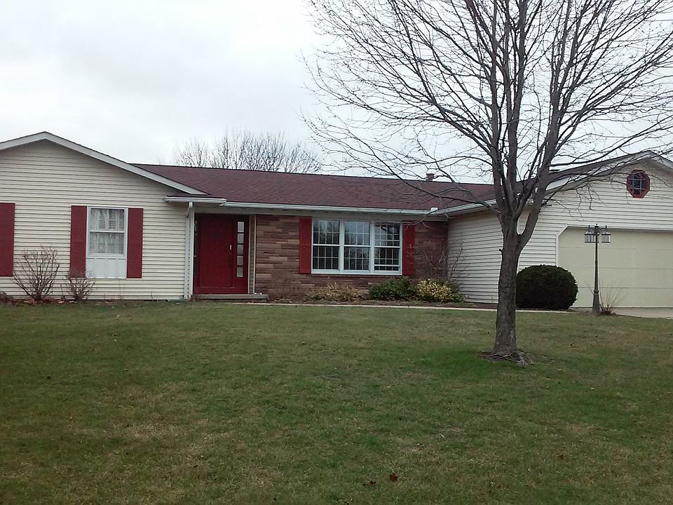 1st image of 1205 Old Orchard Dr