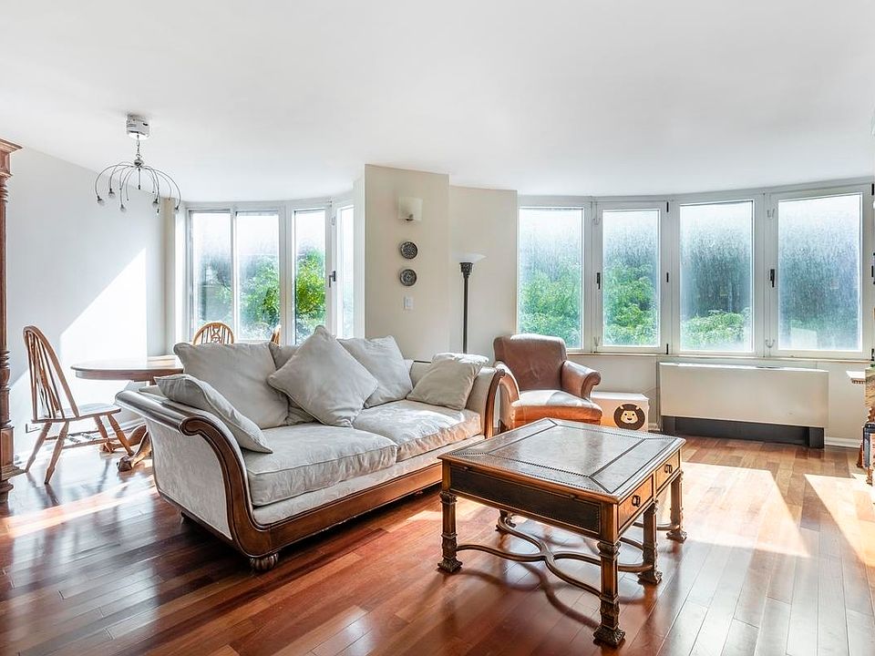 1st image of 295 Greenwich St #3AN