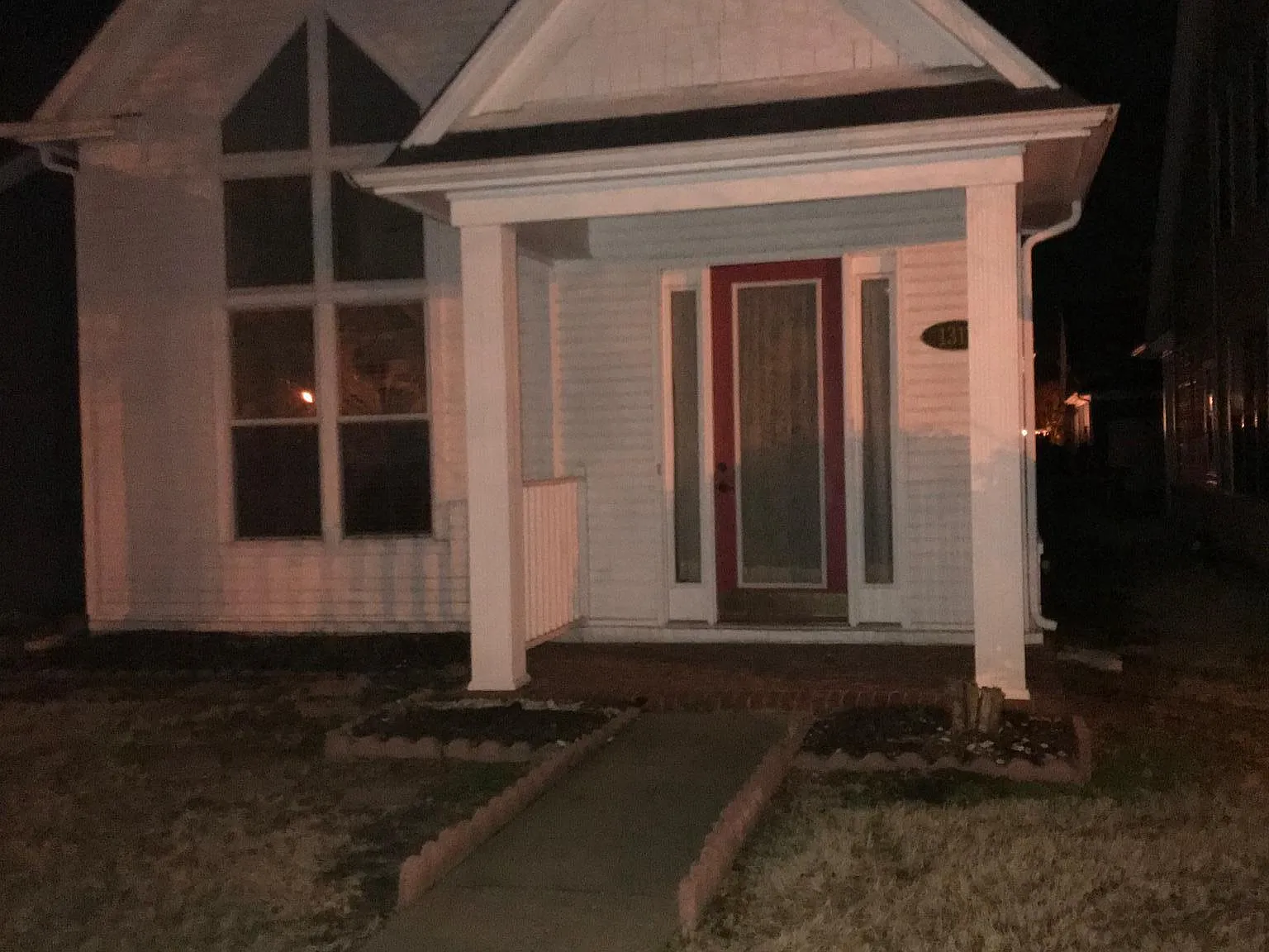 3 bed, 2.5 bath, 1701 sqft, $2,400 — Photo 1