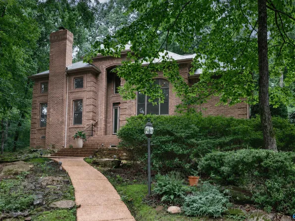 1273 Becket Dr SE, Huntsville, AL 35801
