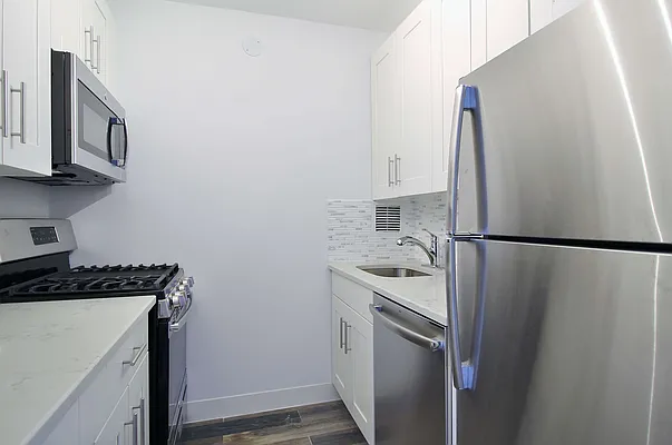 Rented by Julianna Realty Corp | media 33