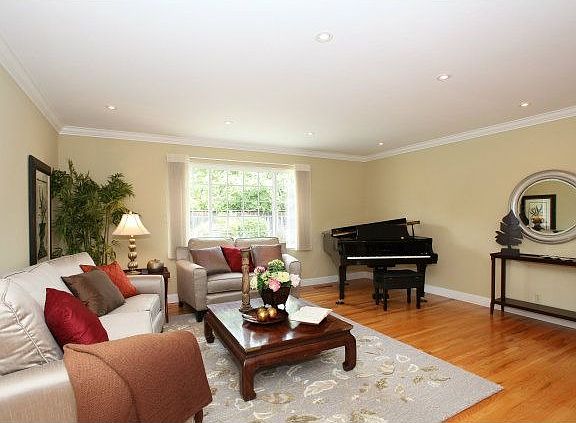 4th image of 19805 Oakhaven Dr