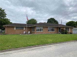 22 Parisian Ct, Paris, IL 61944