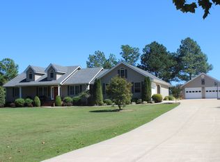 60 Oaklawn Estates Rd, Paris, TN 38242