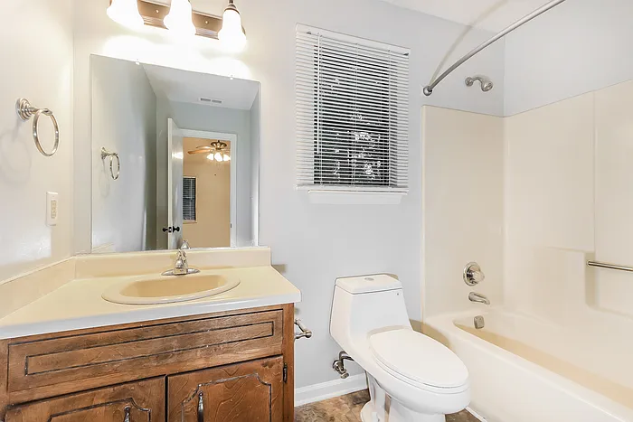 4697 Crawford Ct — Photo 8