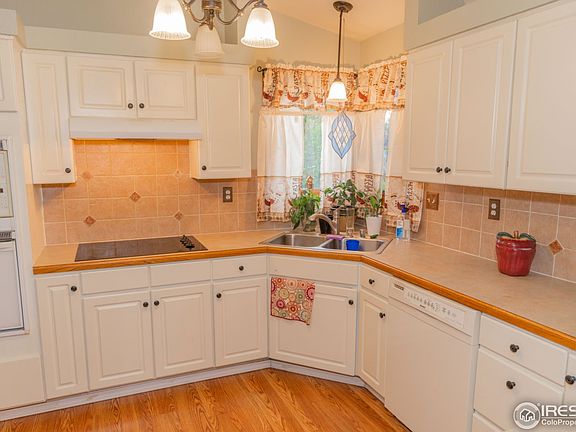 4th image of 227 N 47th Avenue Ct