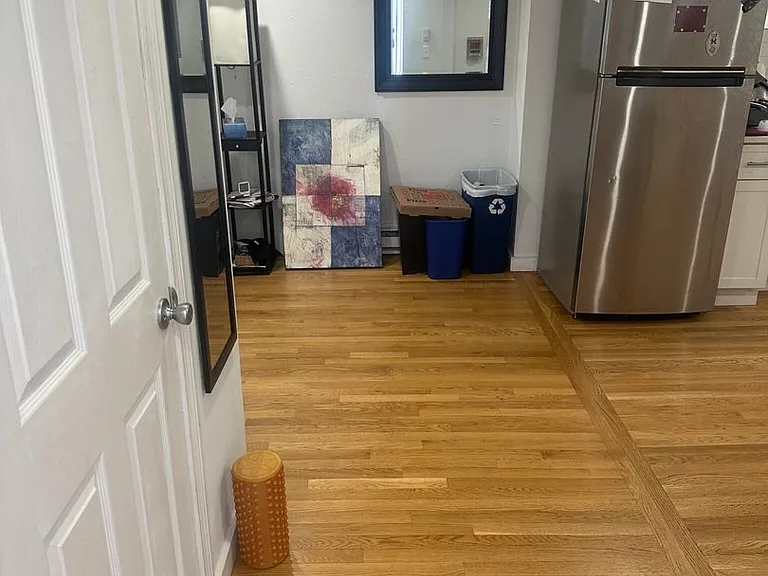 506 E Broadway #4 — Photo 2