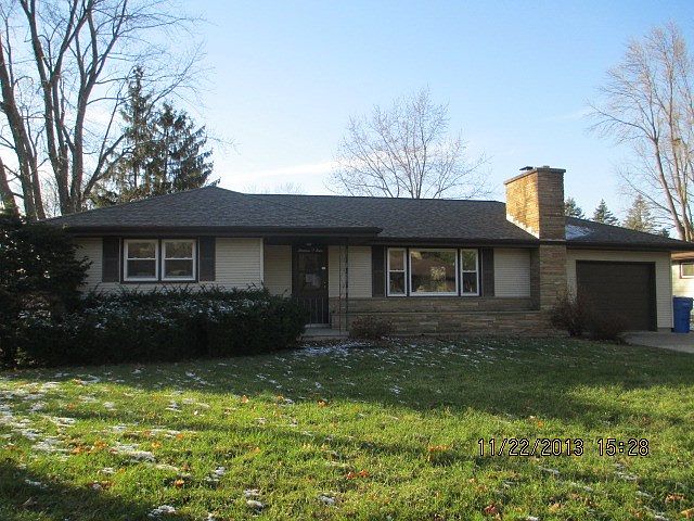 1st image of 1304 Hutson Dr