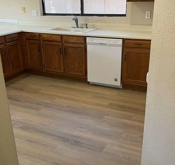 1518 W Antiqua Dr — Photo 4