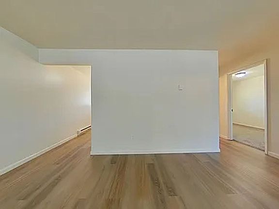 3rd image of 2740-2750 SW Morris Ave #9