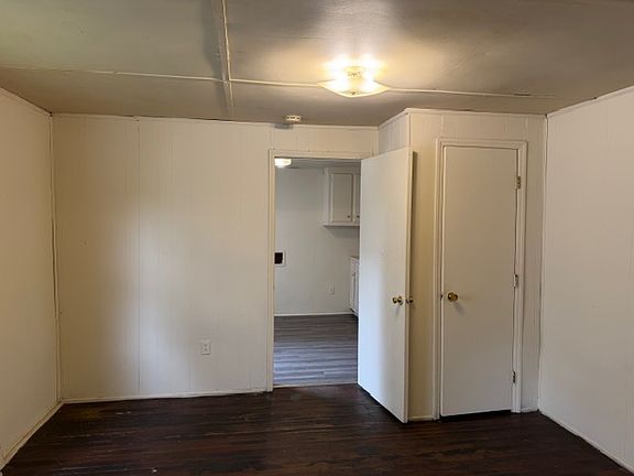 5th image of 15 Trotter St