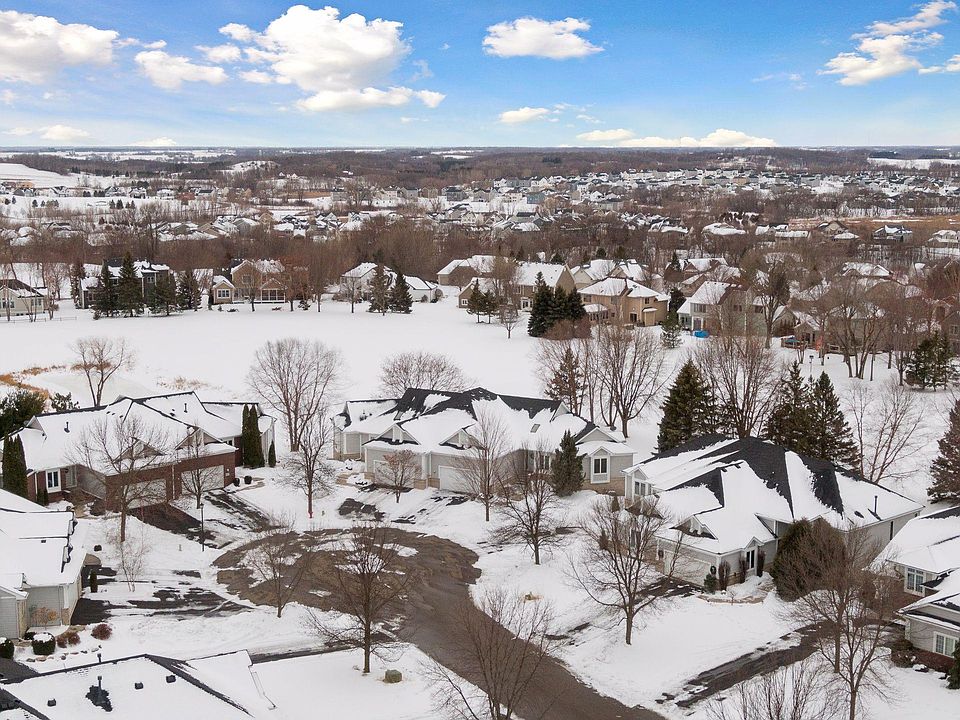 1st image of 8825 Pointe Vista Dr