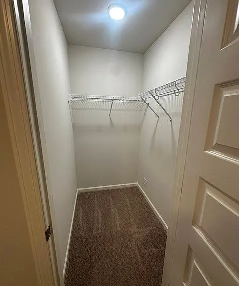 444 Country Club Dr — Photo 16