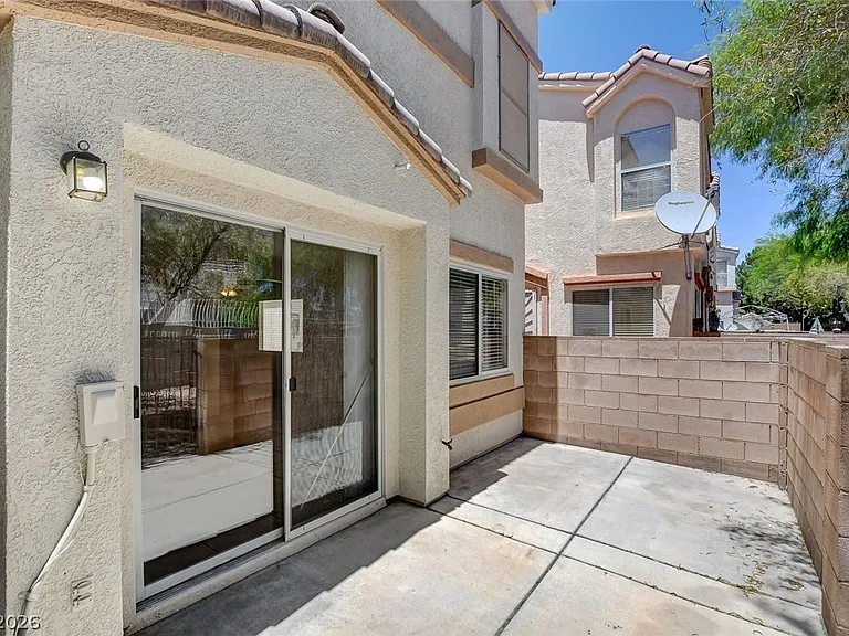 3290 Dragon Fly St — Photo 48