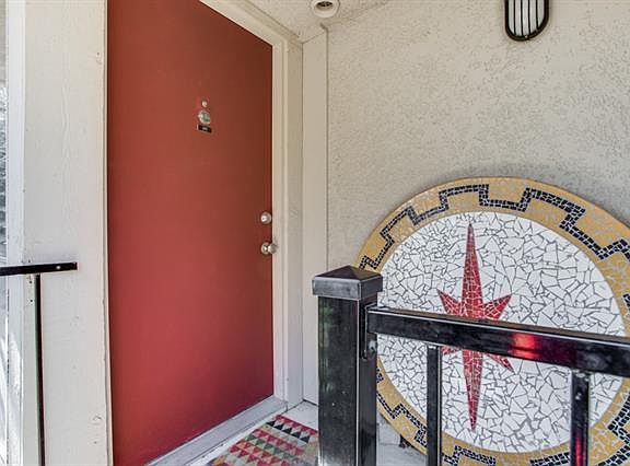 2nd image of 4044 Buena Vista St APT 211