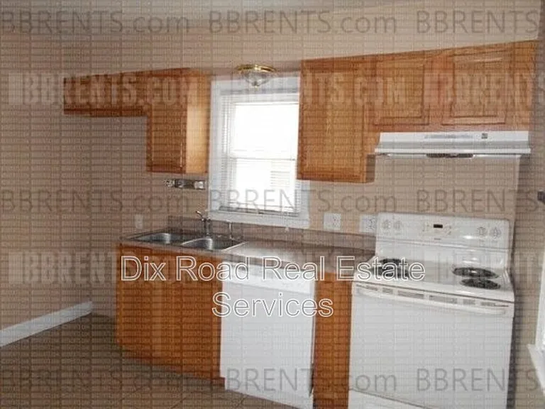 21 Red Bud Ln — Photo 5
