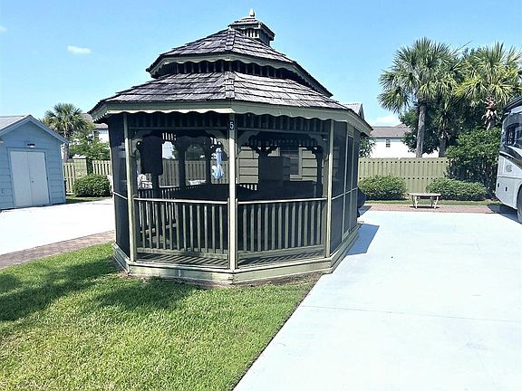 4th image of 4650 Griffith Marina Rd Lot 5A