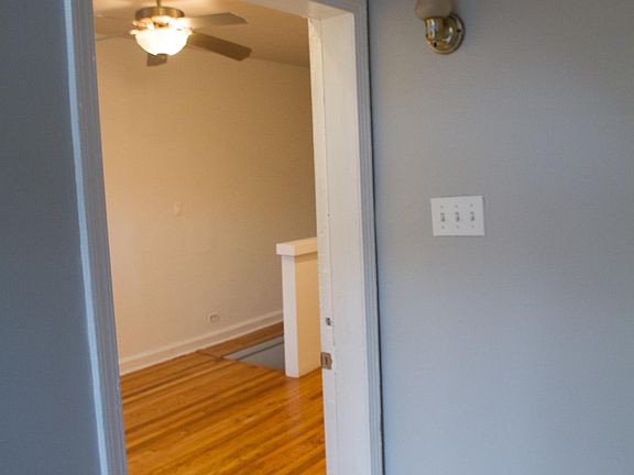 2nd image of 2506 W Haddon Ave #1