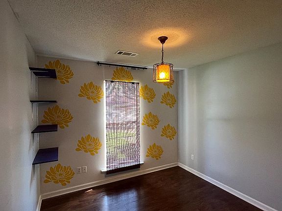 4th image of 5636 Garden Gap Dr