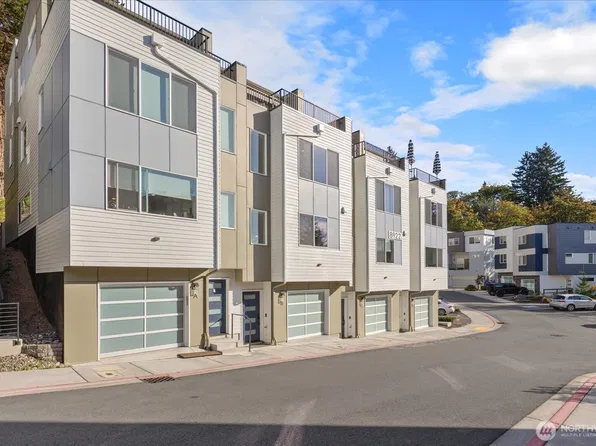 8922 NE 173rd Place #B, Bothell, WA 98011