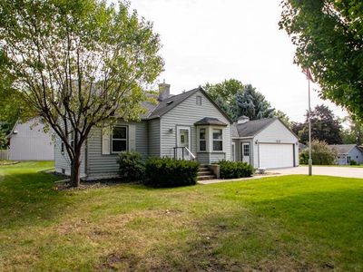 1513 Long Lake Rd, New Brighton, MN, 55112