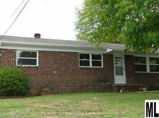 2903 10th Ave SW, Hickory, NC 28602