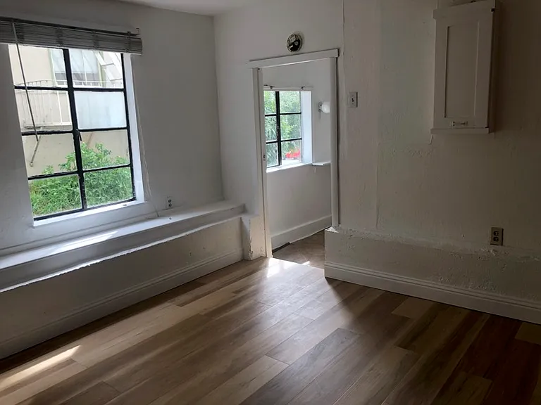 1765 Oxford St — Photo 2