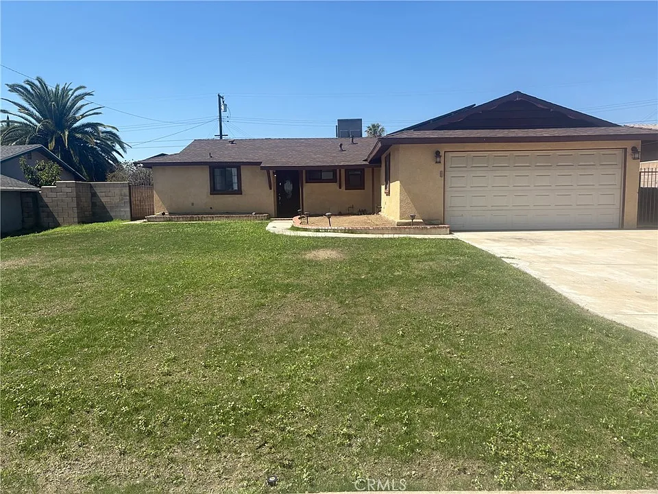 7936 Dumond Dr