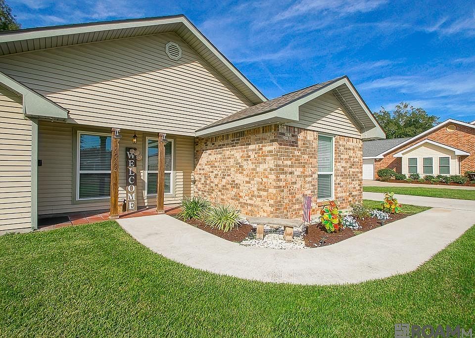 1st image of 38204 Zilda St