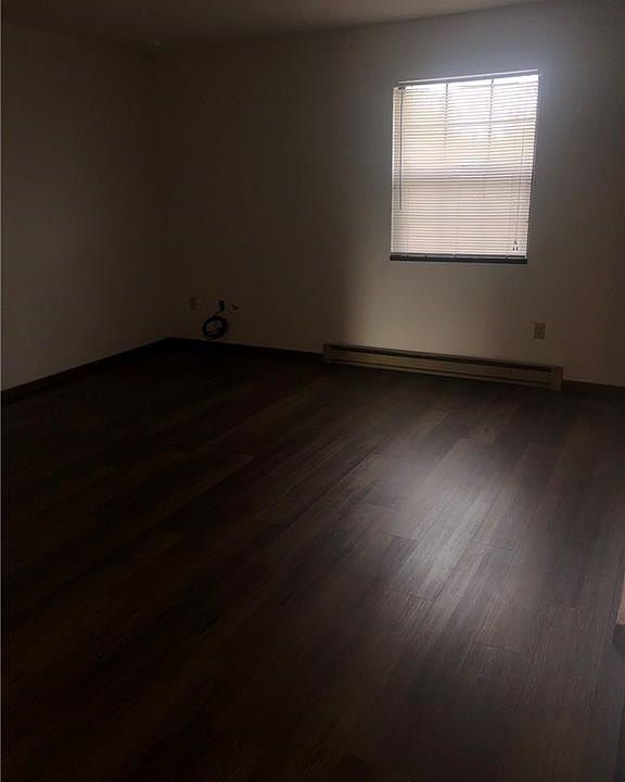 2nd image of 4015 Canterbury Dr #1