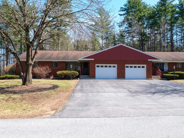 1 Angel Ln, Queensbury, NY 12804