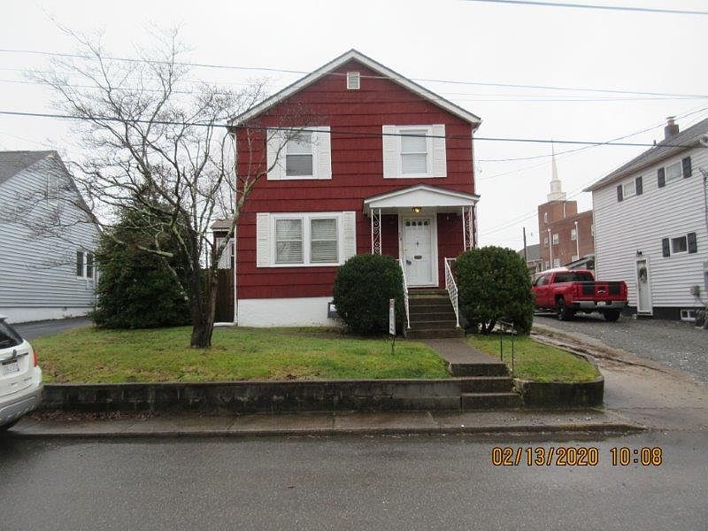 1st image of 315 Thompson Ave