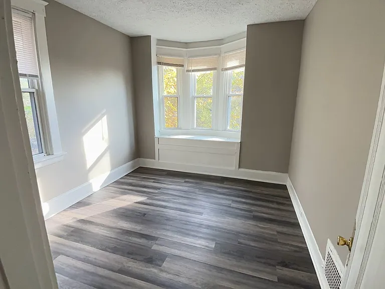 1026 Del Monte Pl — Photo 14