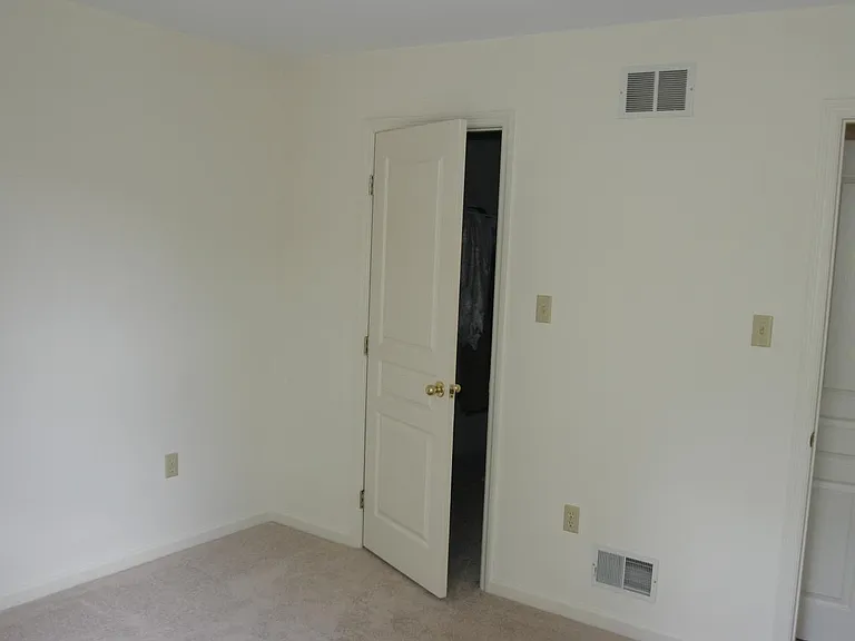 Bedroom 2 With Walk