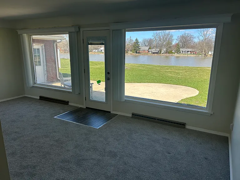1876 Riviera Dr — Photo 11
