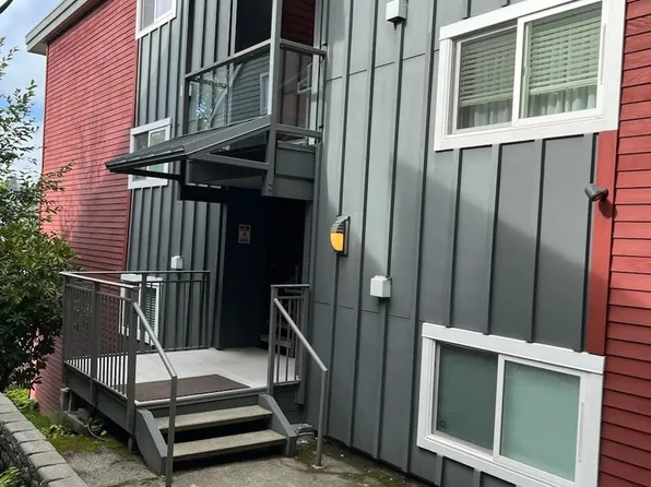 3053 14th Avenue W #201, Seattle, WA 98119
