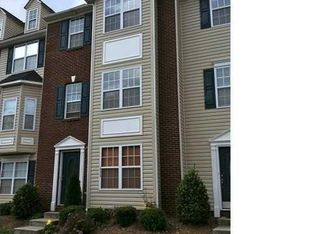 10050 Treeside Ln, Matthews, NC 28105