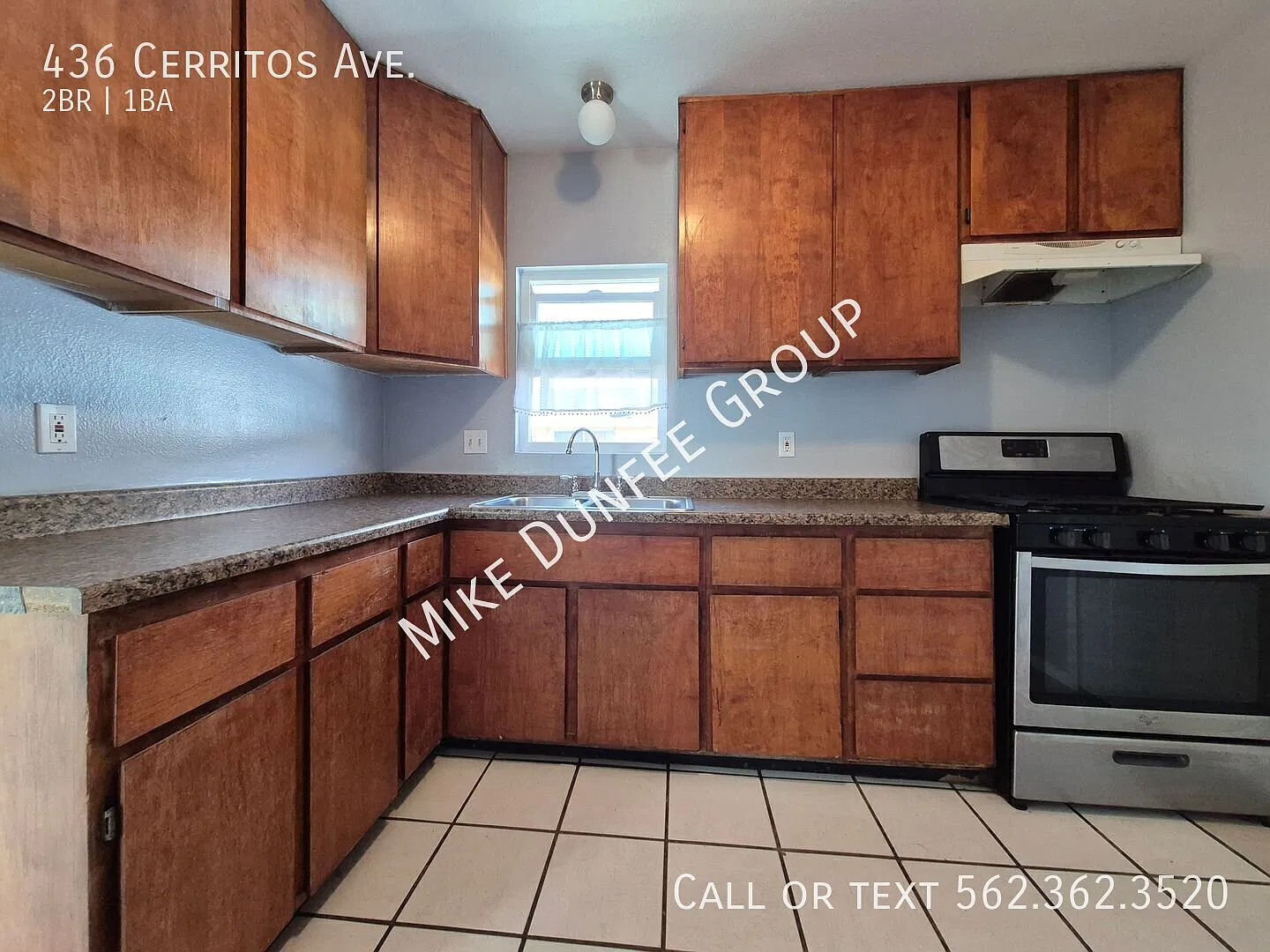 Two-Bedroom Apartment in Long Beach — Photo 2