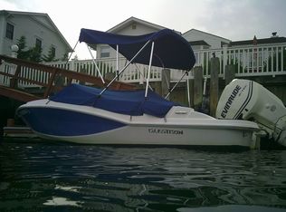 2905 Harbor Rd, Merrick, NY 11566