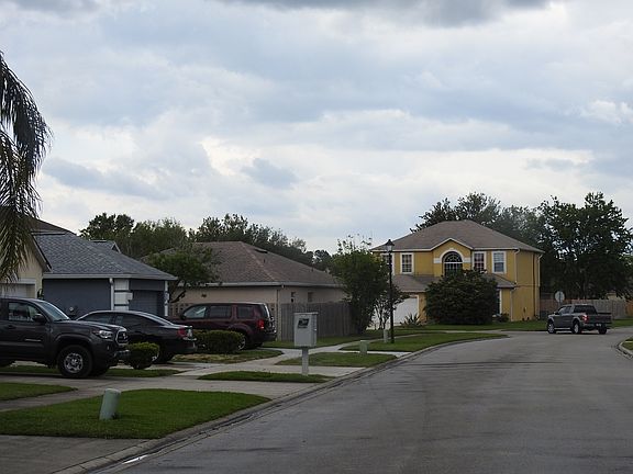 5th image of 134 Sterling Hill Dr