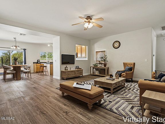 4th image of 3430 S Western Way