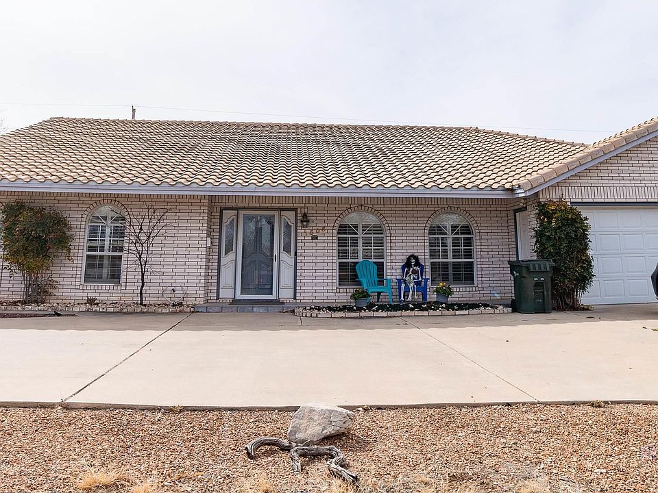 1st image of 1505 W Ural Dr