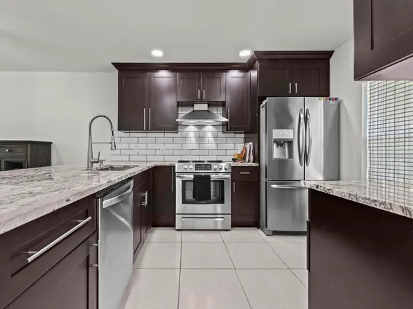 647 Marlboro Oval, Greenacres, FL 33467