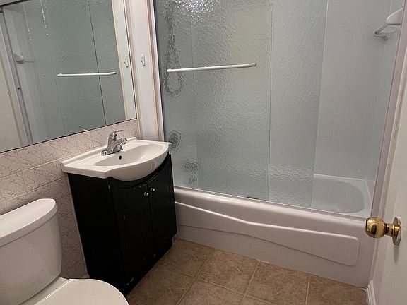 5th image of 49 Addison Cres