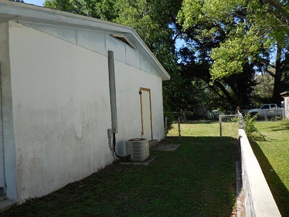 4th image of 37321 Safari Dr