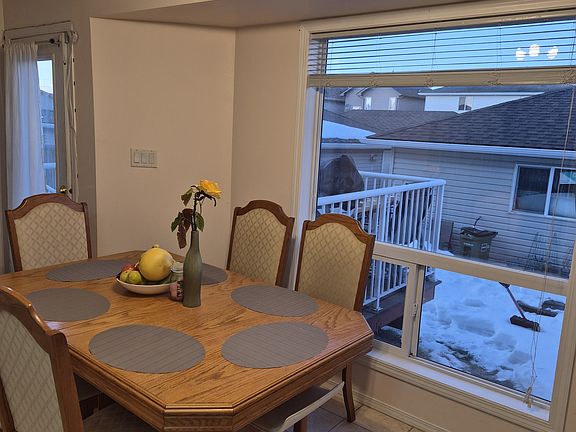 3rd image of 2310 28a Ave NW
