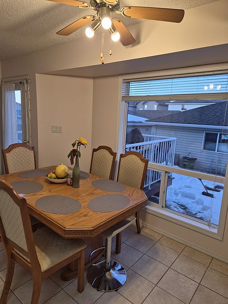 Edmonton House for rent - 3 Bedrooms — photo 2