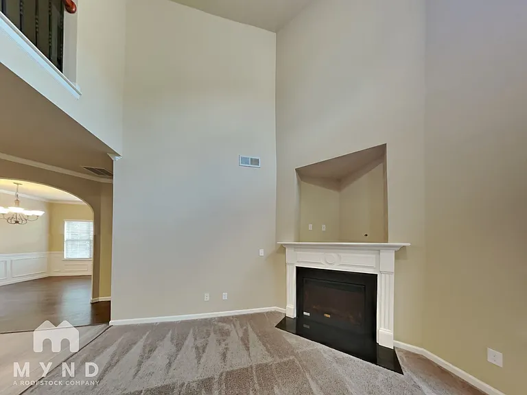 125 Tyre Dr — Photo 5