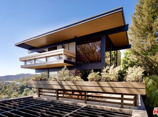 1249 N Tigertail Rd, Los Angeles, CA 90049