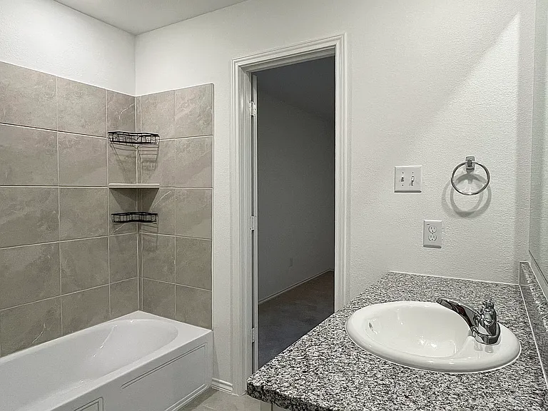 7212 Gray Wolf Ln — Photo 27